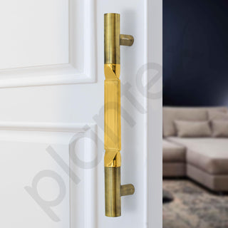 Plantex brass antique door handle - enhancing home entrances